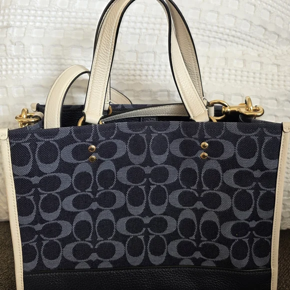 Coach Navy and Cream Women's Bag - Picture 2 of 7